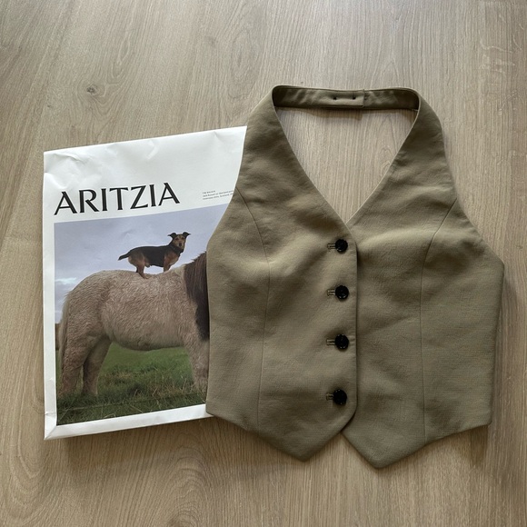NWT ARITZIA Vito Vest - Picture 1 of 4